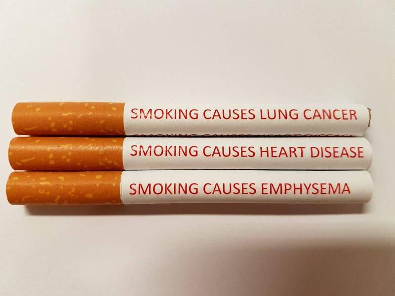 Canada proposes to print health warnings on individual cigarettes